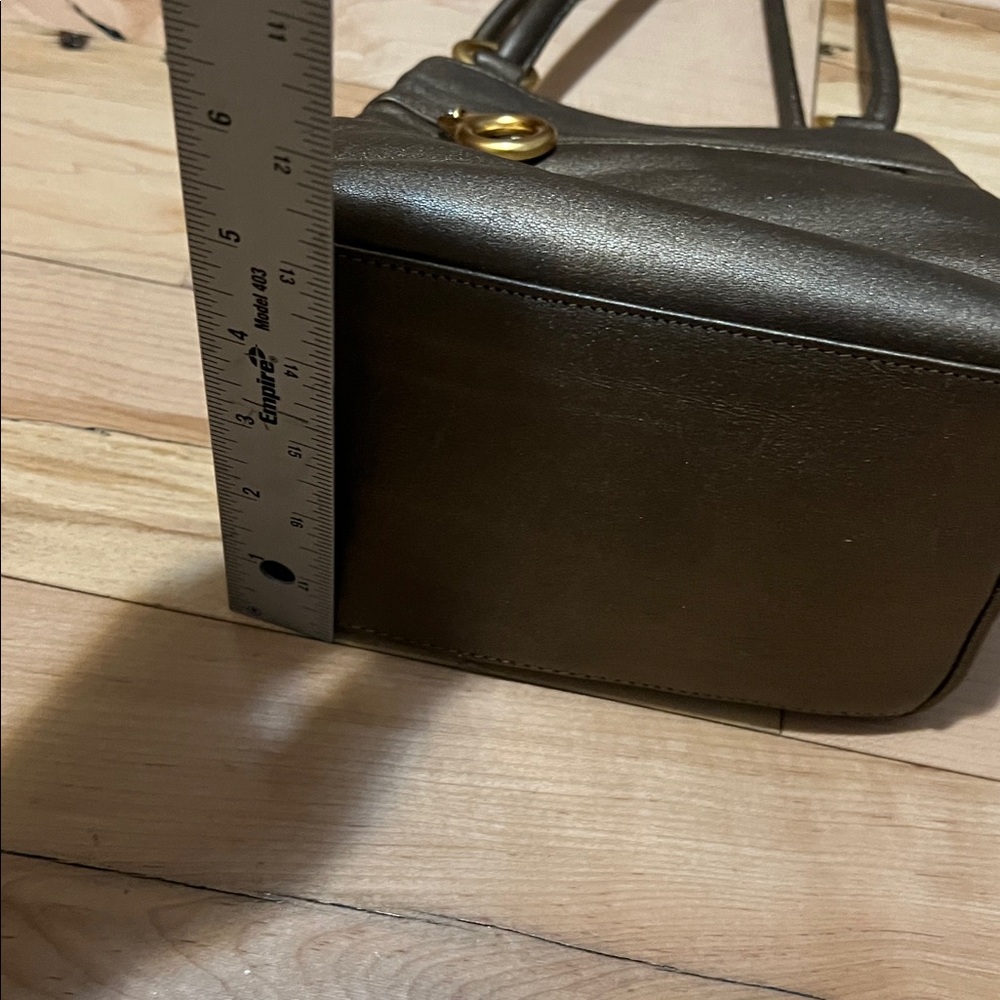 Chic Vintage Bronze Leather Bag - Picture 6 of 17